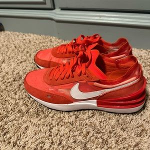Nike men’s waffle one. 9.5